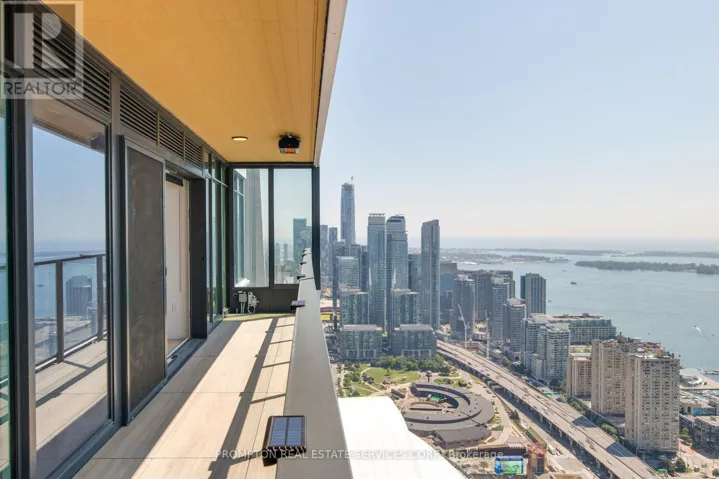 7007 - 3 CONCORD CITYPLACE WAY, Toronto (Waterfront Communities), Ontario M5V0X4