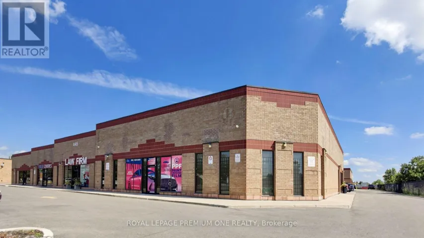 8 - 445 EDGELEY BOULEVARD, Vaughan (Concord), Ontario L4K4G1