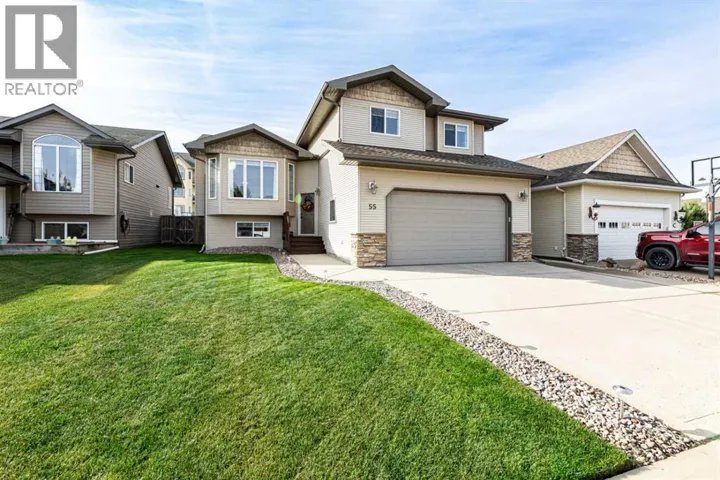 55 Agnew Close, Red Deer, Alberta T4R3L5