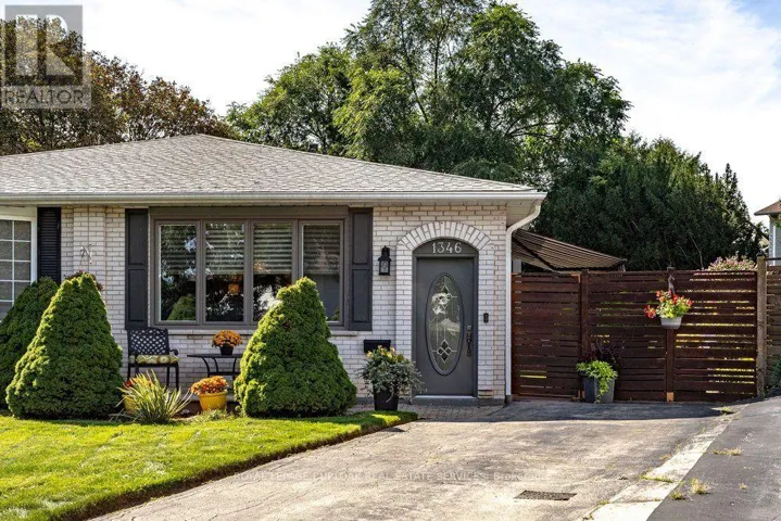 1346 ROYLEN ROAD, Oakville (CP College Park), Ontario L6H1V4