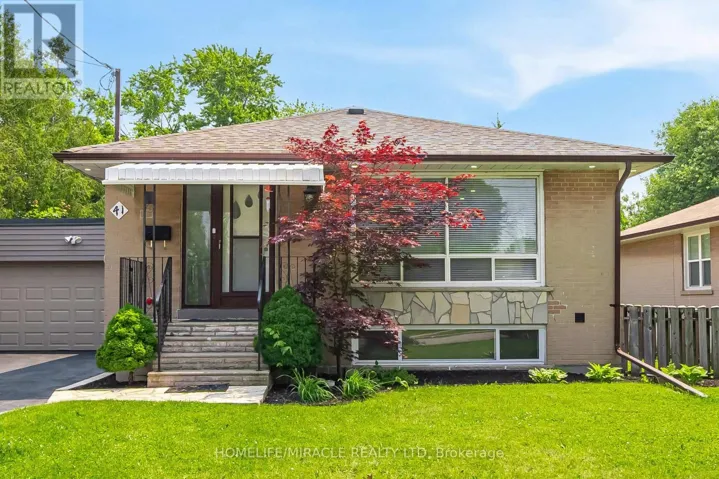 41 BRADSTOCK ROAD, Toronto (Humbermede), Ontario M9M1M9