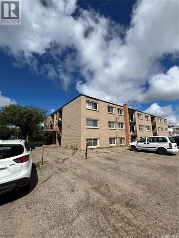 3 2620 5th AVENUE N, Regina, Saskatchewan S4R5E5