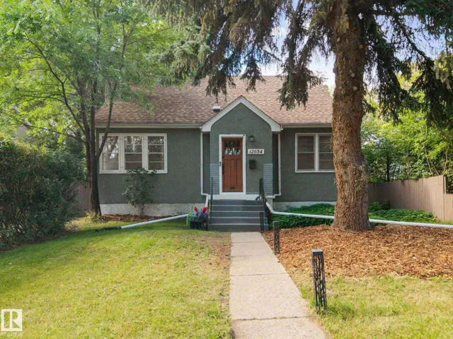 12034 104 ST NW, Edmonton, Alberta T5G2L4
