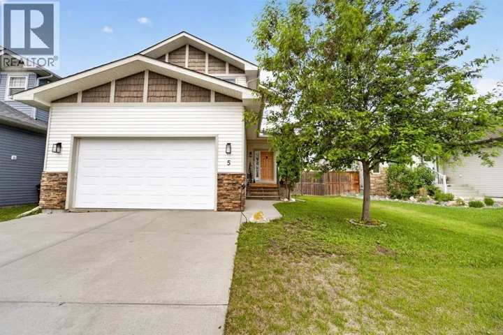 5 Havenfield Drive, Carstairs, Alberta T0M0N0