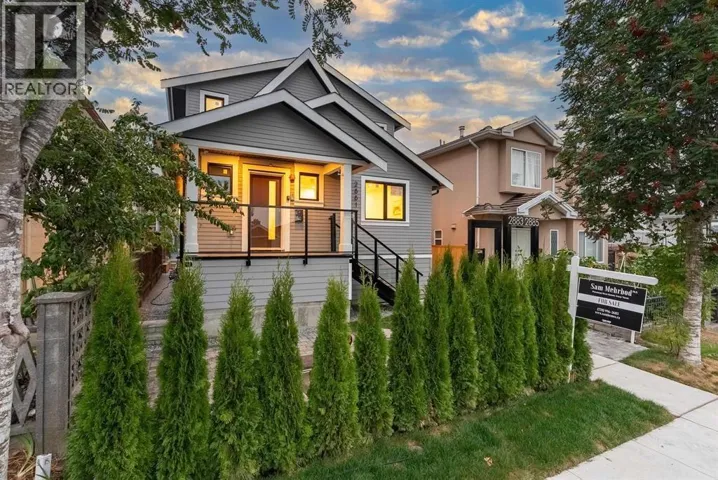 2881 E GEORGIA STREET, Vancouver, British Columbia V5K2K3