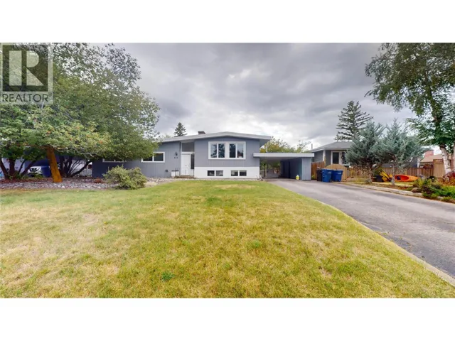 913 9th Street S, Cranbrook, British Columbia V1C1R8
