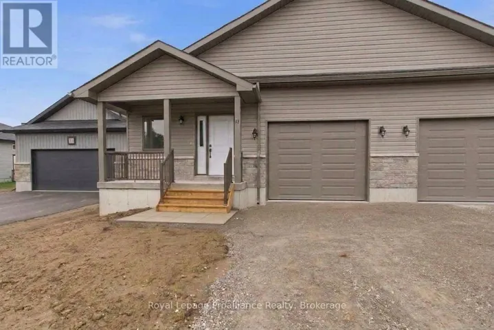 14 CLAYTON JOHN AVENUE, Brighton, Ontario K0K1H0