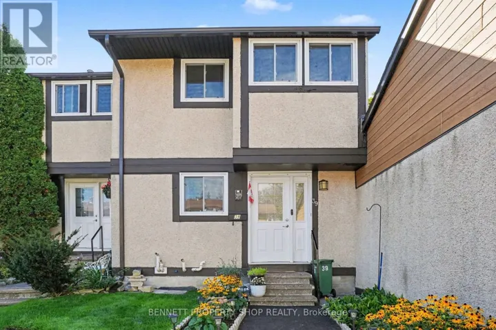 39 - 3411 PAUL ANKA DRIVE, Ottawa, Ontario K1V9R8