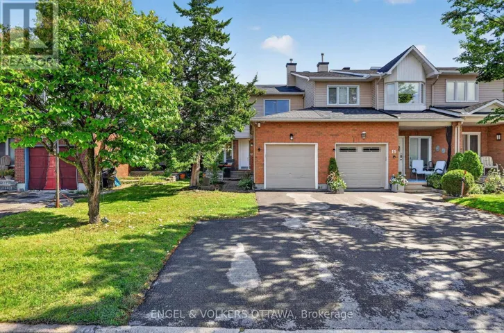 9 STREAMWOOD LANE, Ottawa, Ontario K1T3R2