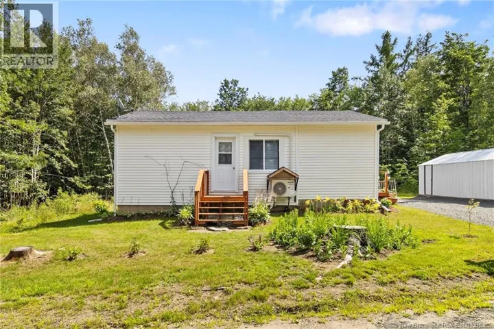23 Oak Street, Minto, New Brunswick E4B3C4