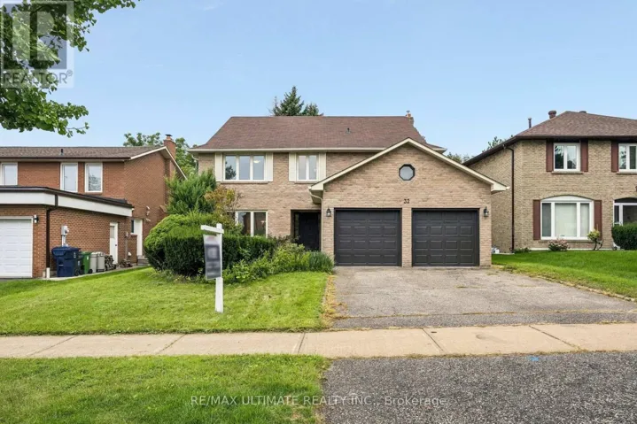 32 SADDLETREE DRIVE, Toronto (Bayview Woods-Steeles), Ontario M2H3L3