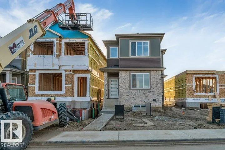 8416 226 ST NW, Edmonton, Alberta T5T7Y8