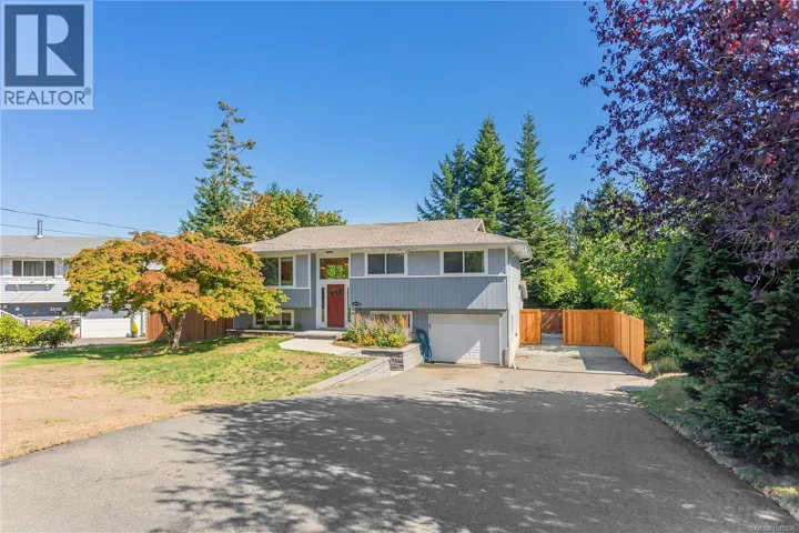 3260 Fairway Cres, Nanaimo, British Columbia V9T3B1