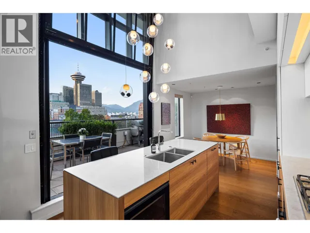 PH701 531 BEATTY STREET, Vancouver, British Columbia V6B0C5