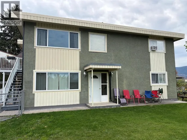 737 Ontario Street, Penticton, British Columbia V2A4S4