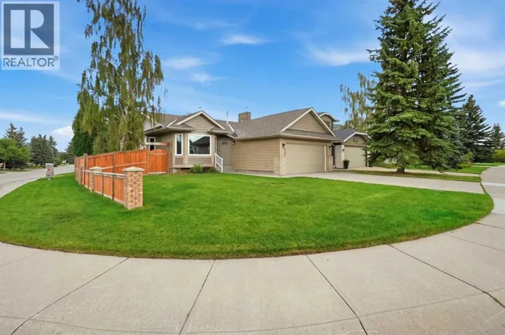 72 Sunlake Road SE, Calgary, Alberta T2X3G1
