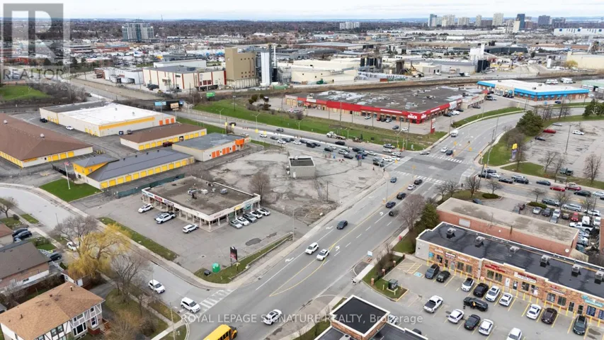 73 KENNEDY ROAD S, Brampton (Brampton West), Ontario L6W3E4
