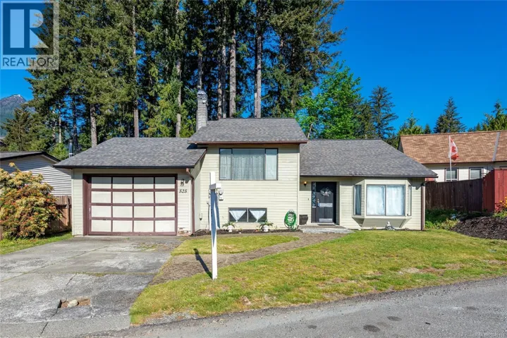 525 Muchalat Crt, Gold River, British Columbia V0P1G0