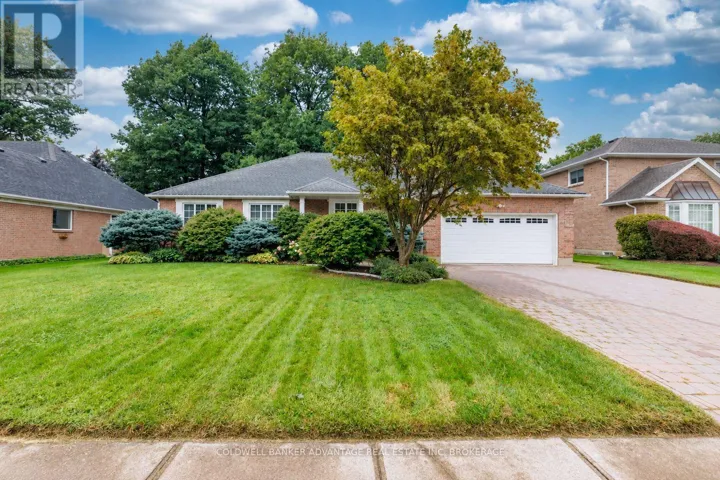 8165 MOUNT OLIVE CRESCENT, Niagara Falls (Mt. Carmel), Ontario L2H2Y9