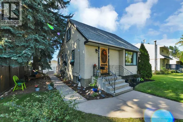 3622 41 Avenue, Red Deer, Alberta T4N2X8