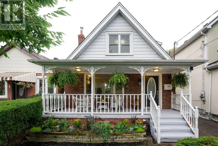 14 SUTHERLAND AVENUE, Toronto (Crescent Town), Ontario M4C1R9