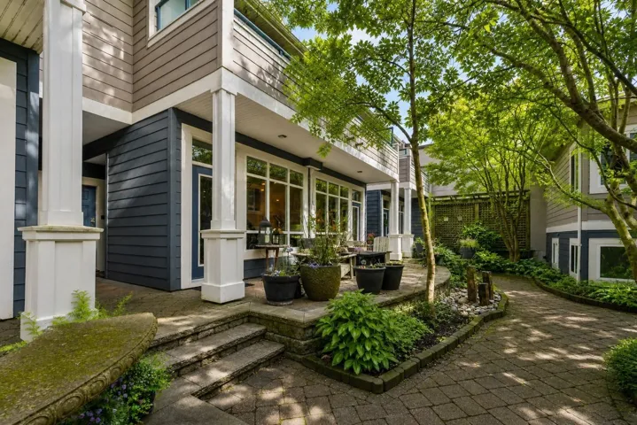 7 15161 PROSPECT AVENUE, White Rock, British Columbia V4B2B8