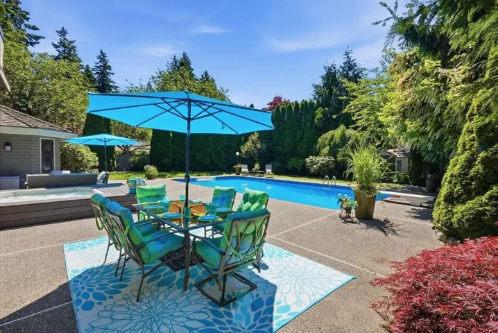 13446 19 AVENUE, Surrey, British Columbia V4A9C7