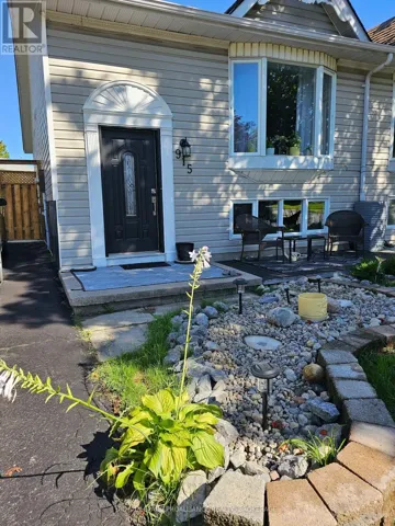 915 WARBURTON CRESCENT, Kingston (East Gardiners Rd), Ontario K7M8L3