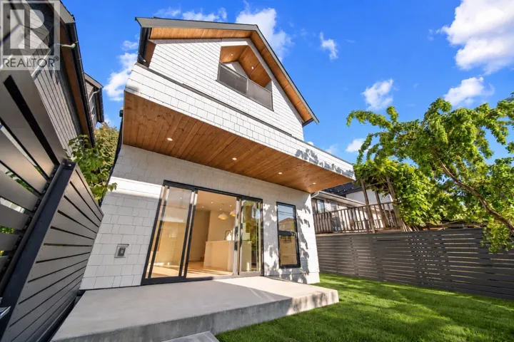 5407 WALES STREET, Vancouver, British Columbia V5R3M9