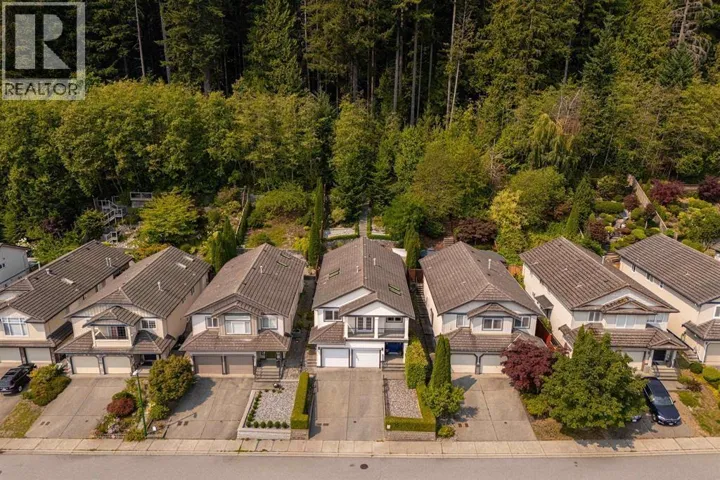3017 MAPLEWOOD COURT, Coquitlam, British Columbia V3E3P3
