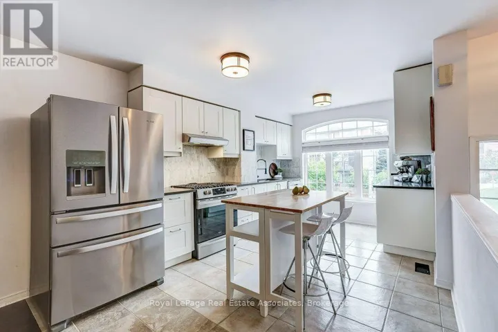 7222 DEANLEE COURT, Mississauga (Lisgar), Ontario L5N8R5