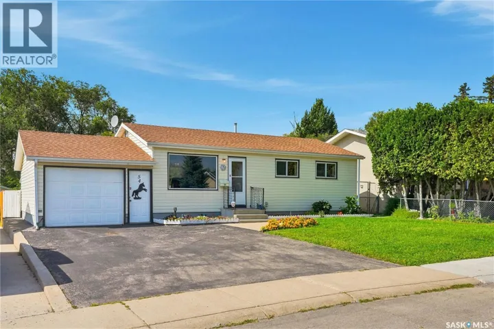 54 Klaehn CRESCENT, Saskatoon, Saskatchewan S7L4G5