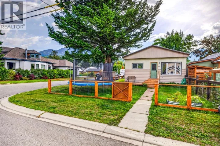 1092 5TH Avenue, Fernie, British Columbia V0B1M0