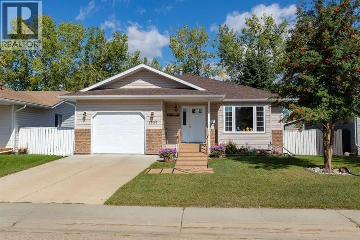 4520 55 Avenue, Lacombe, Alberta T4L1H2