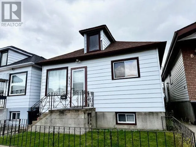 617 MCTAVISH STREET, Thunder Bay (East End), Ontario P7C3C5