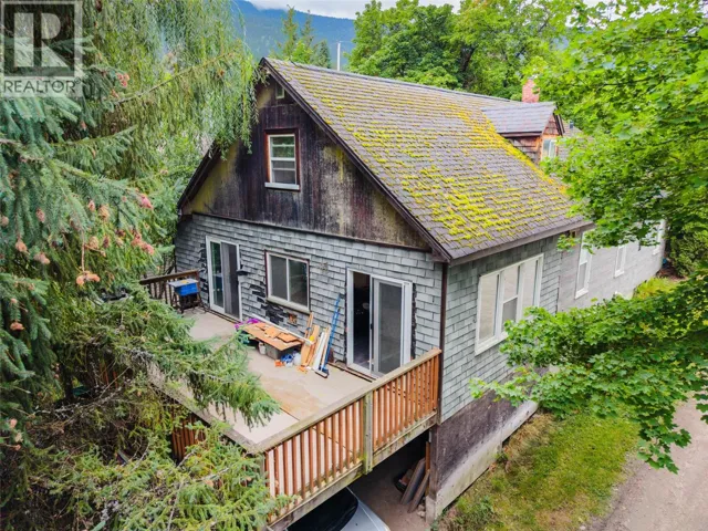 1401 Vancouver Street Street, Nelson, British Columbia V1L1E3