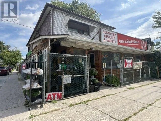 237 PARK LAWN ROAD, Toronto (Stonegate-Queensway), Ontario M8Y3J3
