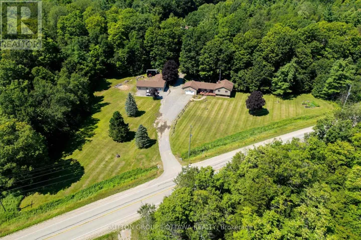 3100 HIGHWAY 32, Leeds and the Thousand Islands, Ontario K7G2V3