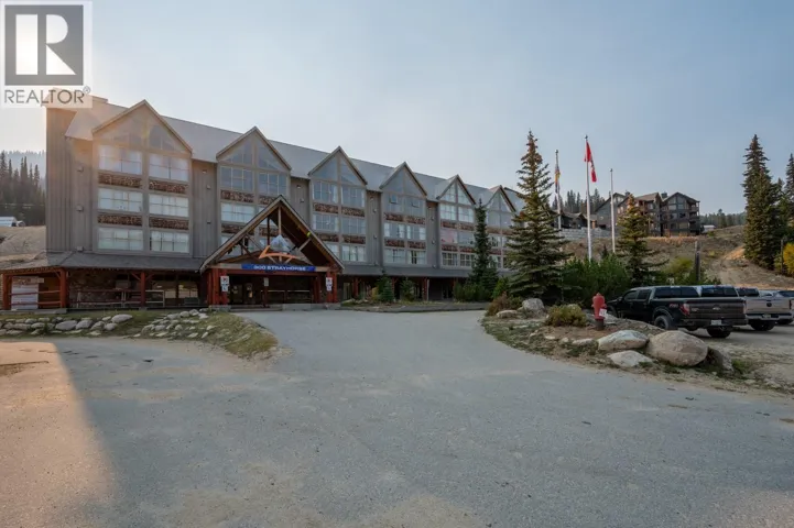 300 Strayhorse Road Unit# 209/210, Apex Mountain, British Columbia V0H0E2