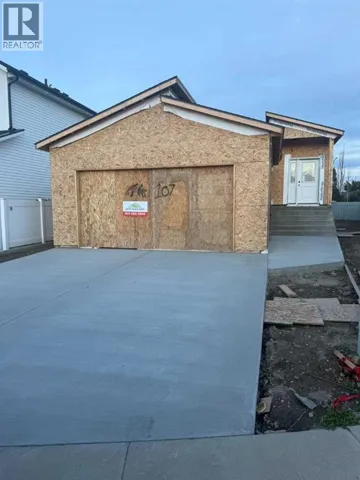 107 Sierra Road SW, Medicine Hat, Alberta T1B4Y6