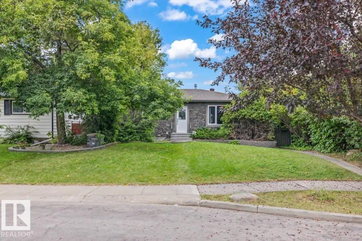 10994 165 ST NW, Edmonton, Alberta T5P3T7