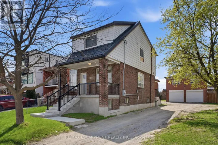 MAIN HOUSE UPPER - 1049 GLENCAIRN AVENUE, Toronto (Yorkdale-Glen Park), Ontario M6B2B1