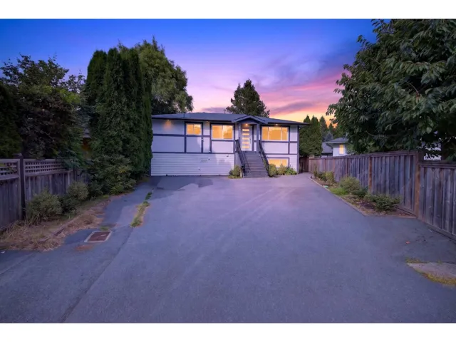 20543 50A AVENUE, Langley, British Columbia V3A6X3