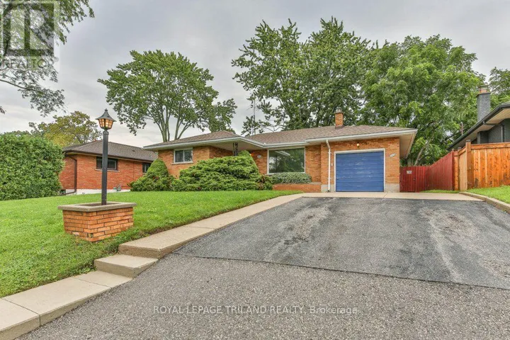 242 BURLINGTON STREET, London South (South J), Ontario N5Z3W5