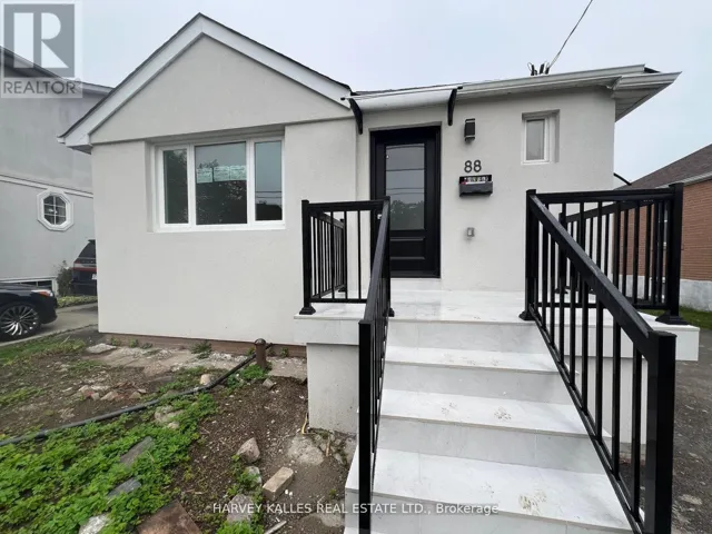 MAIN - 88 MCALLISTER ROAD, Toronto (Clanton Park), Ontario M3H2N3