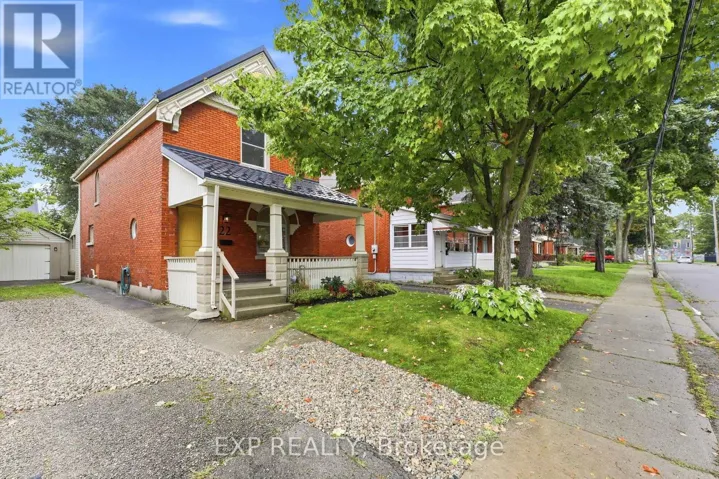22 HYATT AVENUE, London East (East L), Ontario N5Z1Y5