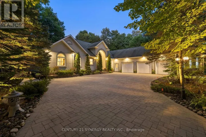 5732 QUEENSCOURT CRESCENT, Ottawa, Ontario K4M1K3