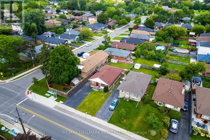 1557 PHARMACY AVENUE, Toronto (Wexford-Maryvale), Ontario M1R2K4