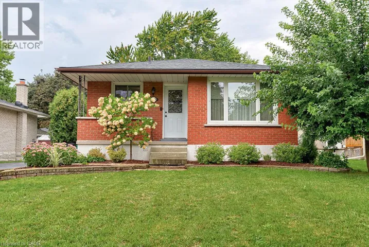 210 SHELLEY Drive, Kitchener, Ontario N2C1N1