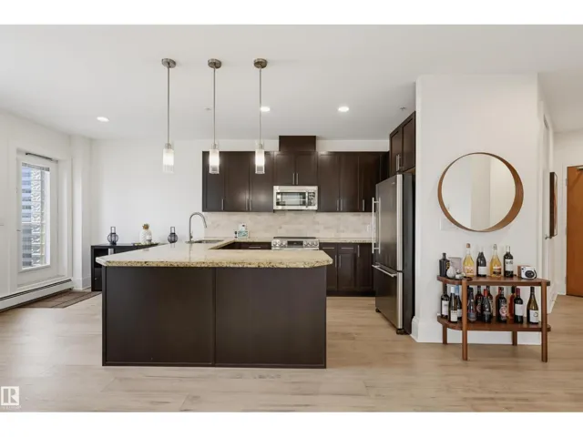 #2801 10136 104 ST NW, Edmonton, Alberta T5J0B5